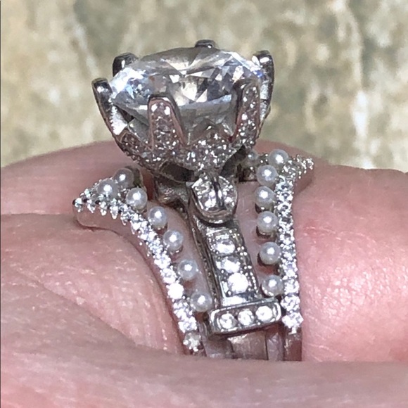 🚨50% off! Delicate Pearl, 5A CZs & Sterling 2 ring guard set! See all pictures - Picture 9 of 16